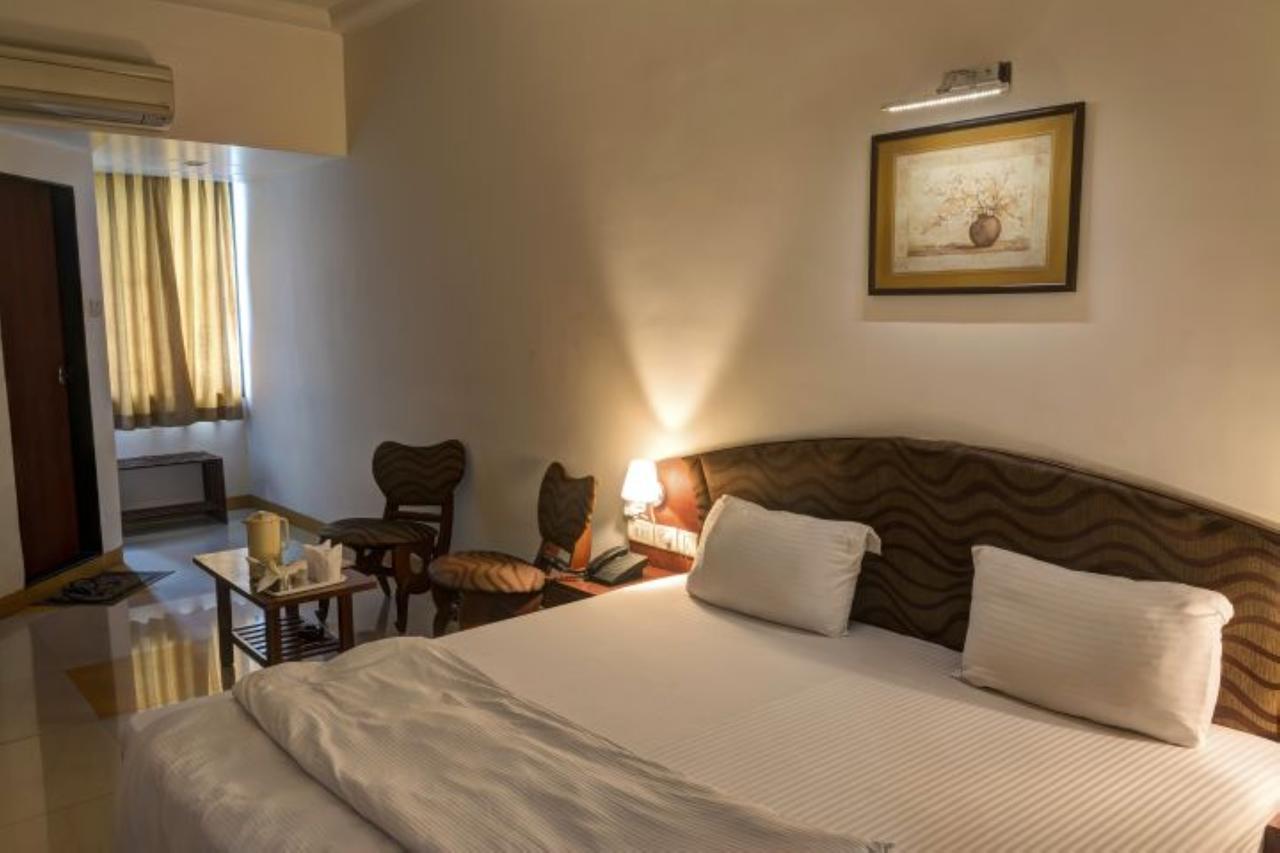 Blue Diamond The Hotel Korba Esterno foto